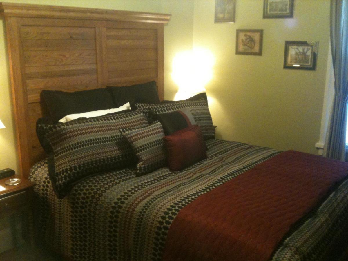 Bayberry House Bed And Breakfast Steubenville Room photo